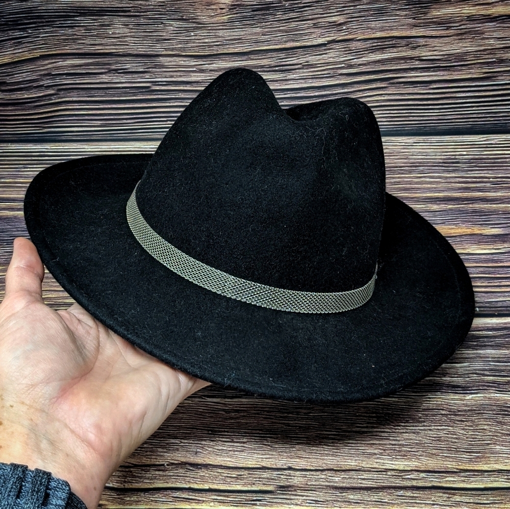 Kendall & Kylie Black 100% Wool FEDORA Hat